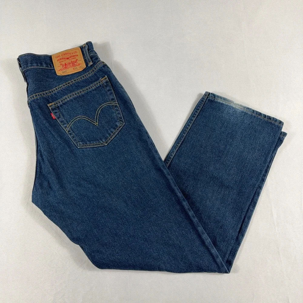 Vintage Levi's 505 Regular Fit Jeans Made in USA W36 L32‎ Dark Wash Blue